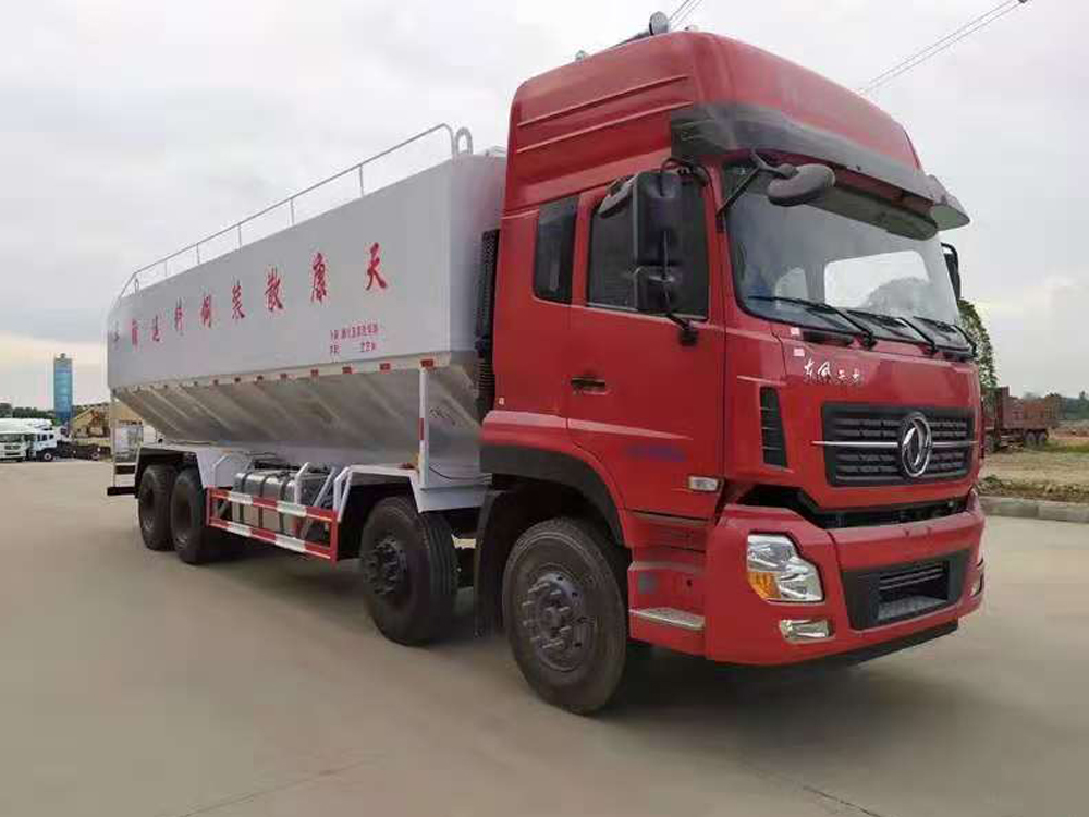 東風(fēng)天龍前四后八44方電動(dòng)散裝飼料車(chē) 東風(fēng)天龍前四后八44方電動(dòng)散裝飼料車(chē)